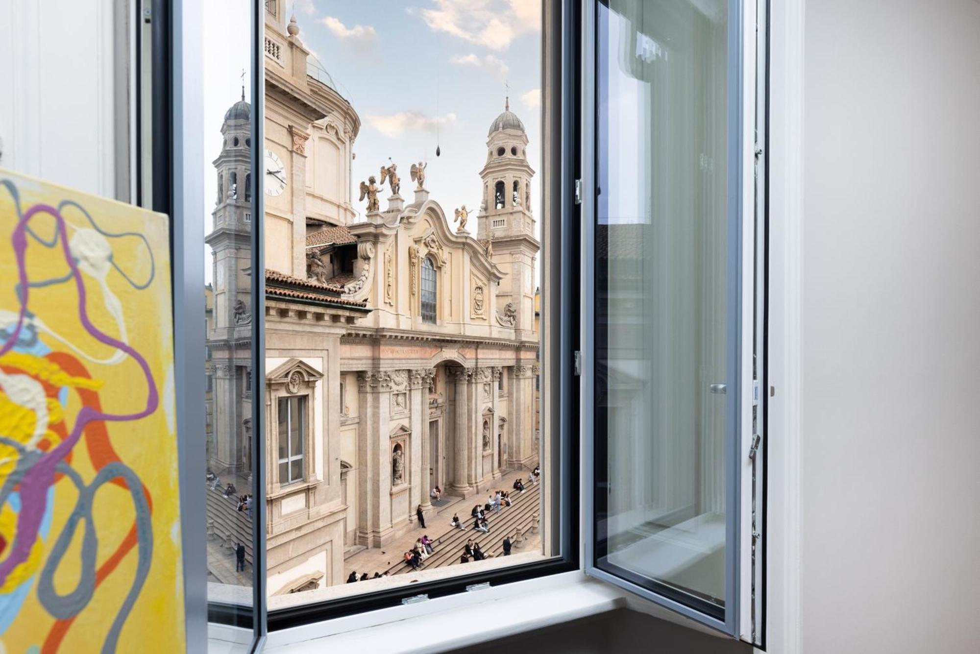 Living Uniqc - Duomo Mailand